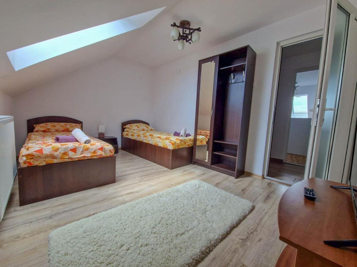 Natúr Vendégház Miercurea Ciuc Exterior foto